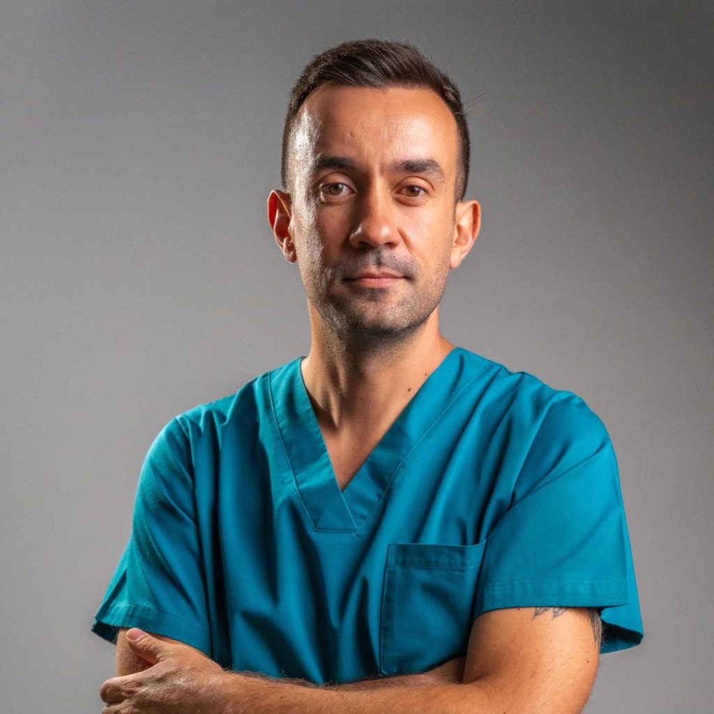 enfermeiro Tiago Reis na Cruz Verde