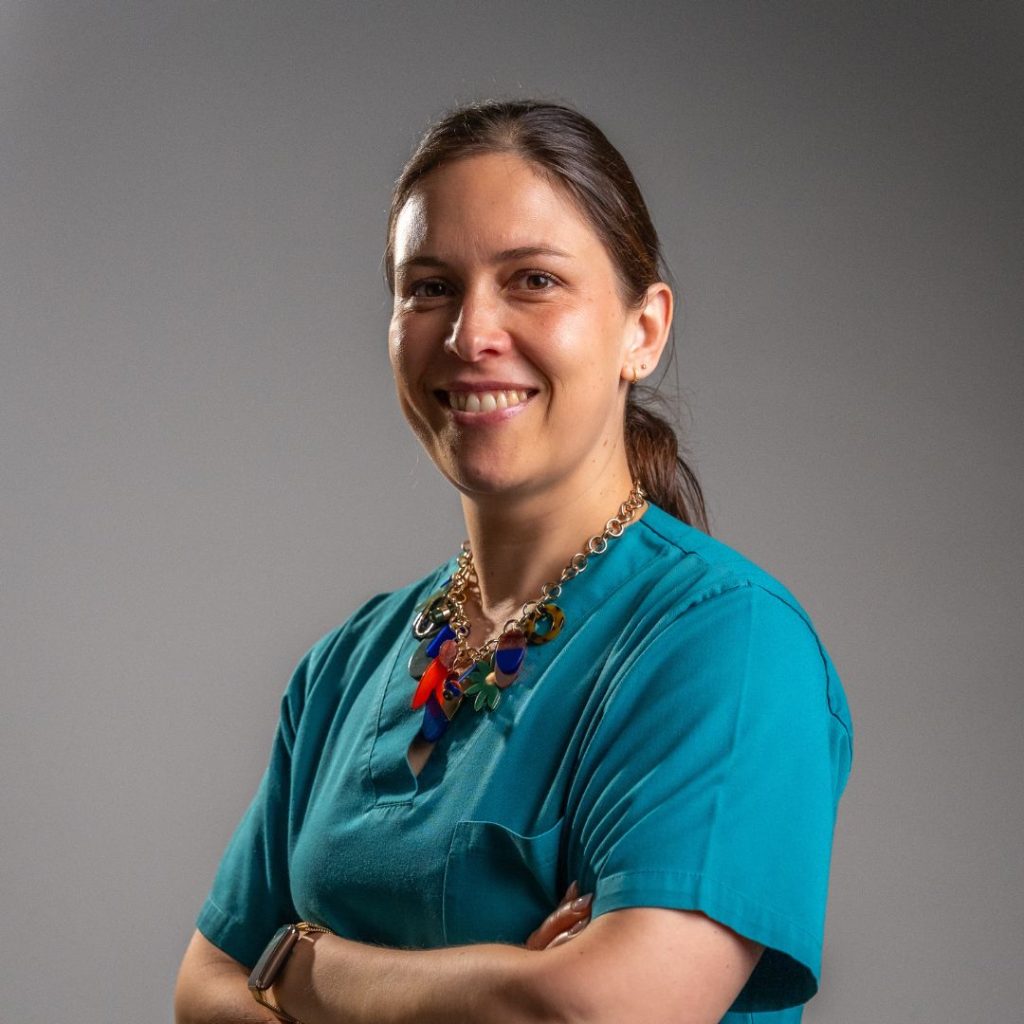 Técnica Isabel Crespo na Cruz Verde
