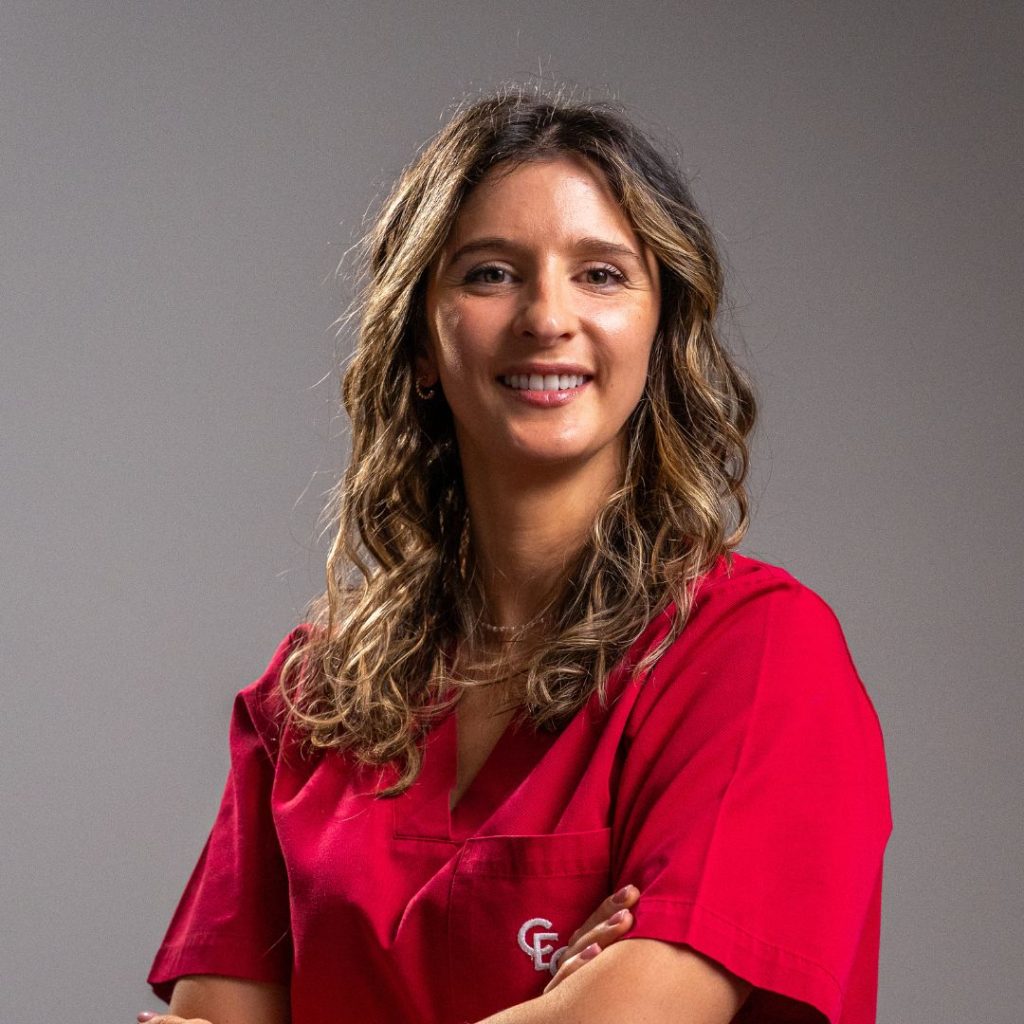 Técnica Joana Gomes em cardiologia na Cruz verde